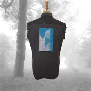 camisa upcycling gótica post-punk The Cure