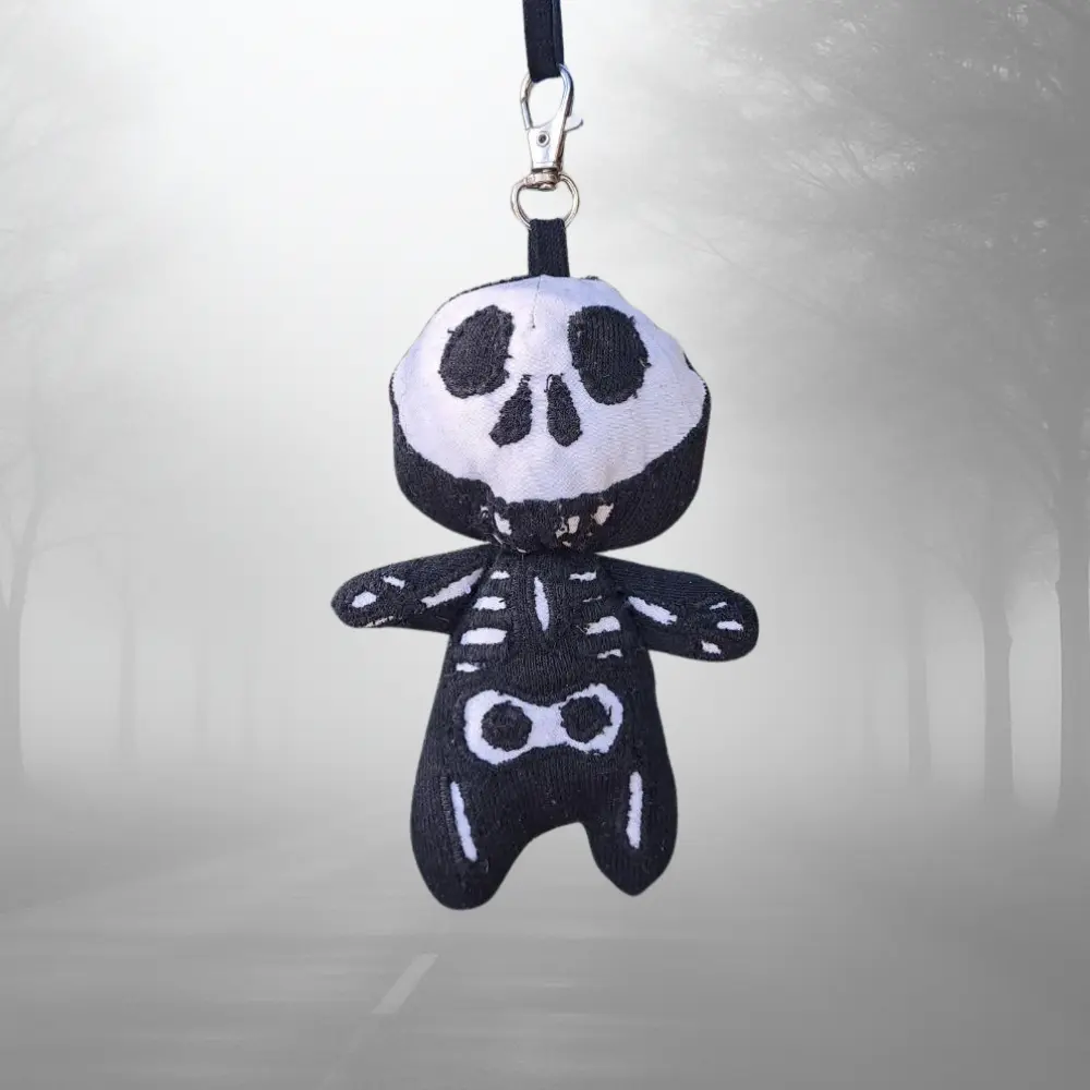 Llavero upcycling Halloween Huesos – colección lablueblue día 1/31 – hecho a mano con retales