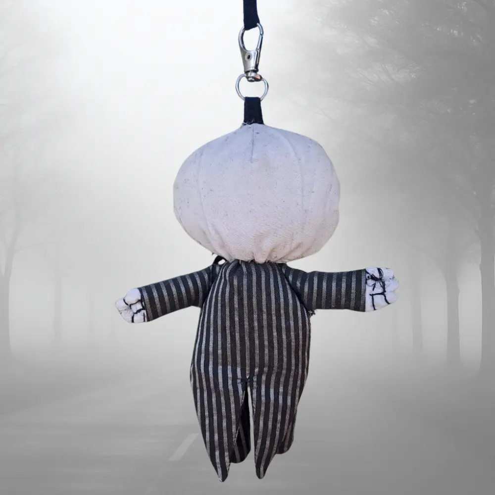 Llavero upcycling Halloween Jack Skellington – colección lablueblue día 8/31 – hecho a mano retales - Imagen 2